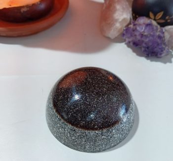 Orgonit-Halbkugel aus Eisen und Aluminium 290 gr.